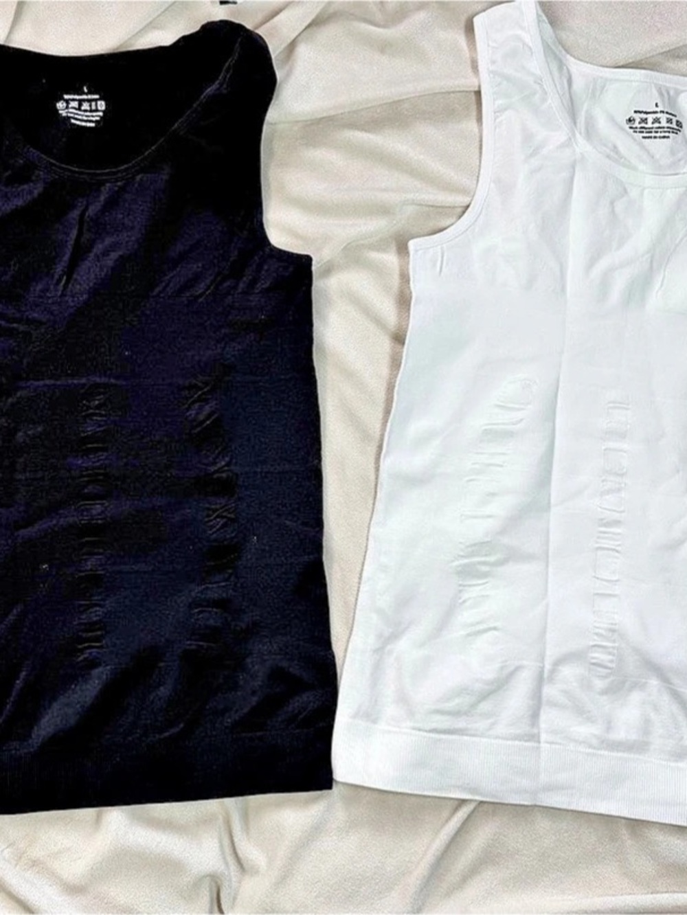 Two-Pack Tank Tops in Black & White Size Large